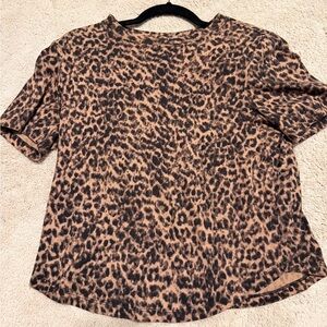 Good American Brown Leopard Print Short Sleeve Top